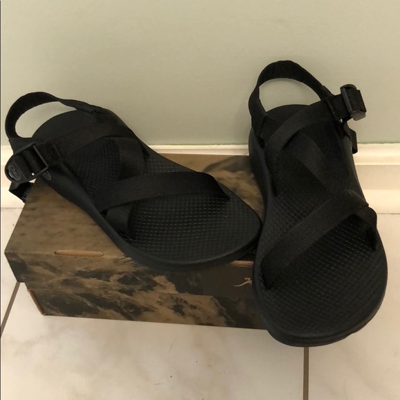 Chaco Shoes - NEW black chacos size 8